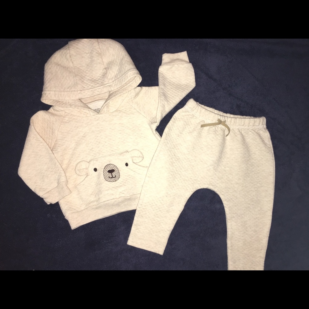 Quilted pullover sweatsuit